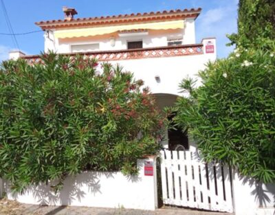 House to rent L’Escala 200 mts from Riells Beach